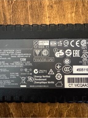 HP Black 135W Laptop Power Adapter Label - OEM Replacement